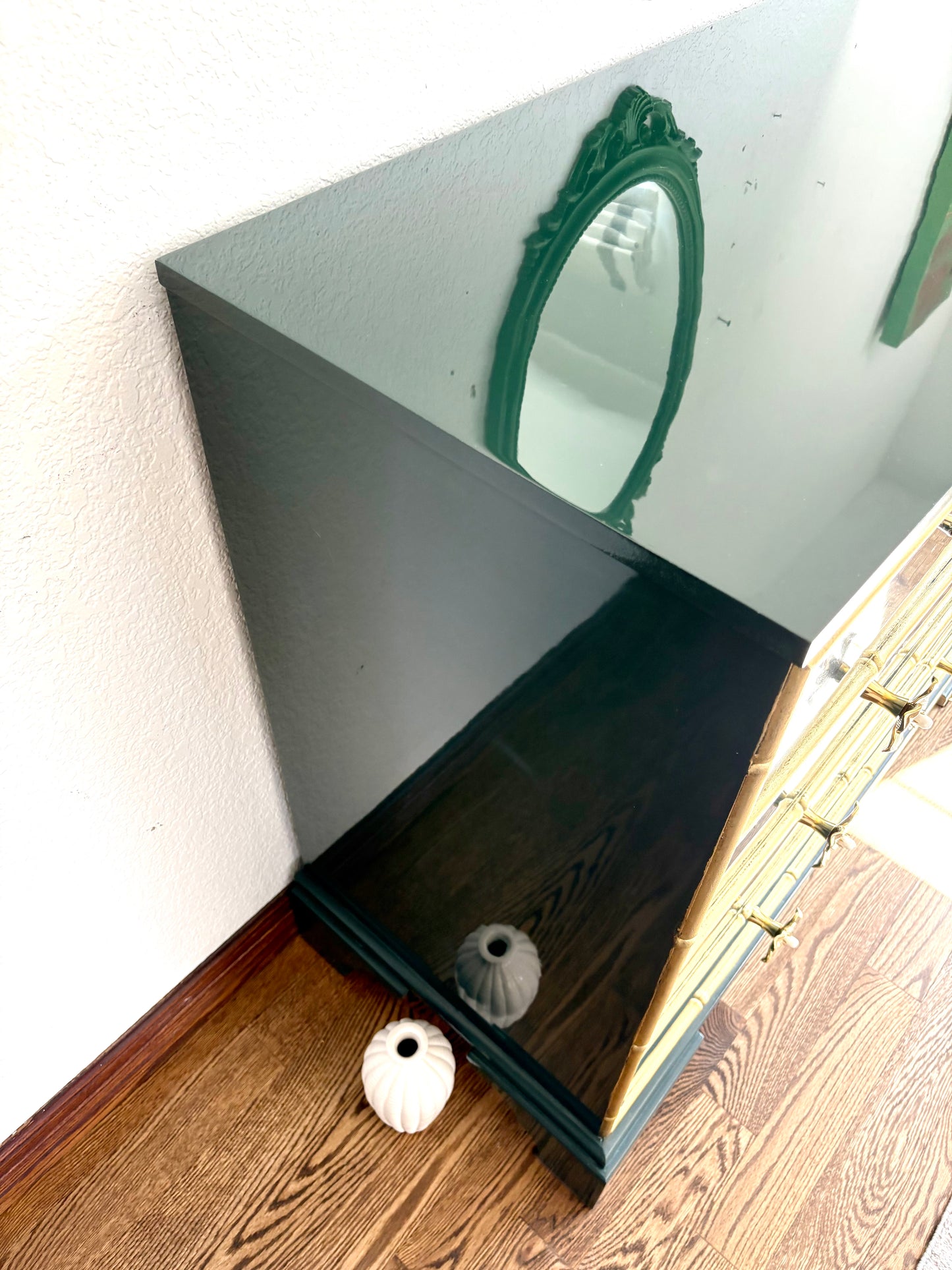 Ultra High Gloss Green Bamboo Trim Dresser