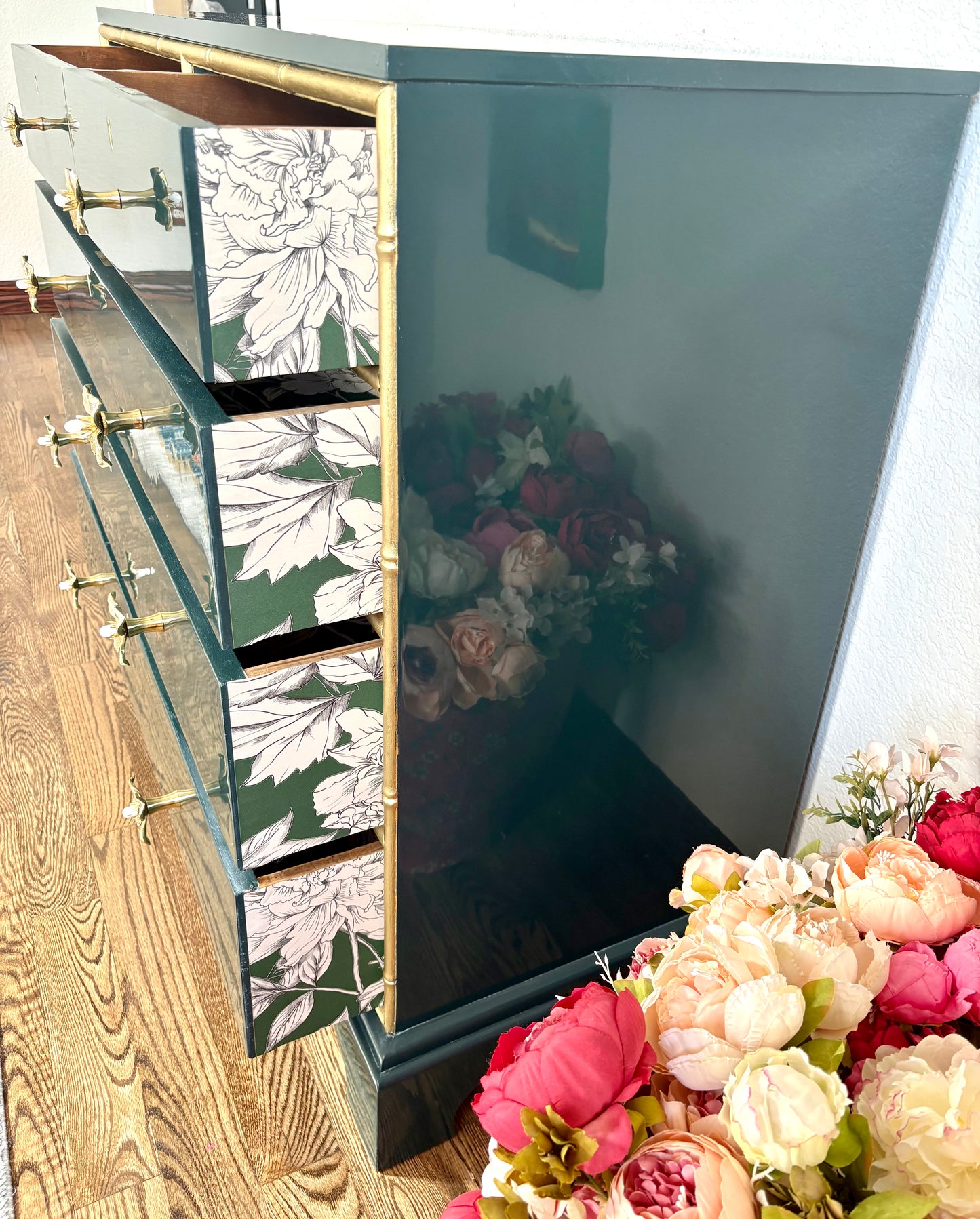 Ultra High Gloss Green Bamboo Trim Dresser