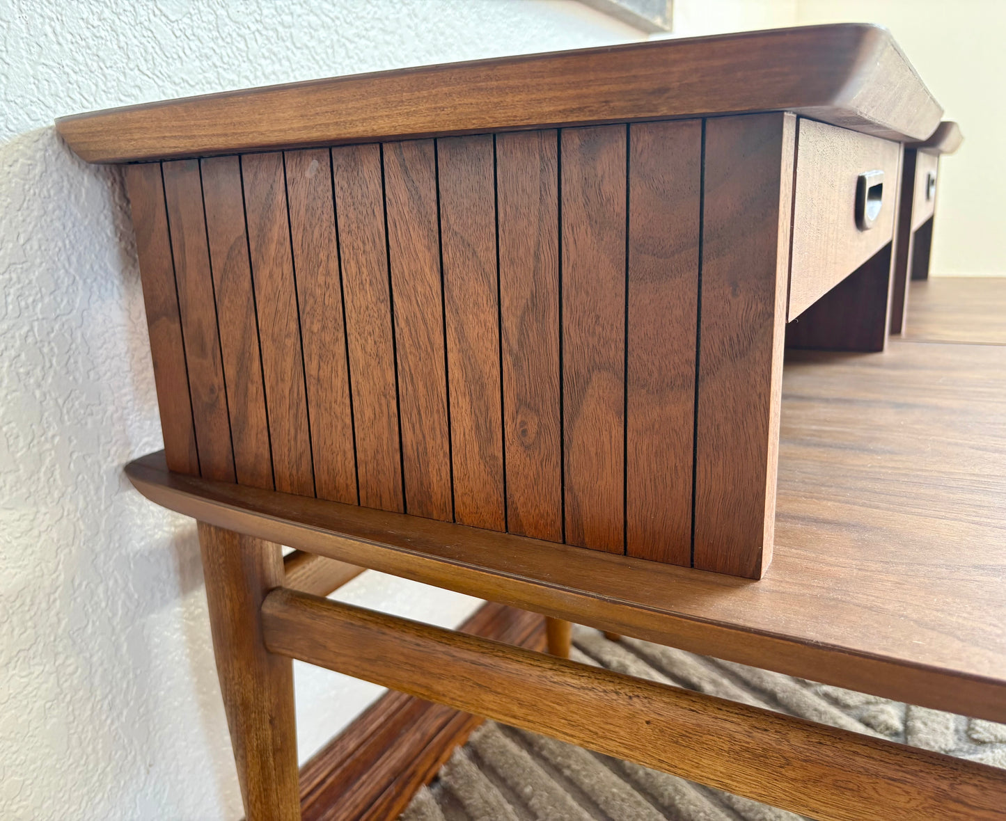 A Pair of MCM Lane End Tables/Bediside Tables with Drawer