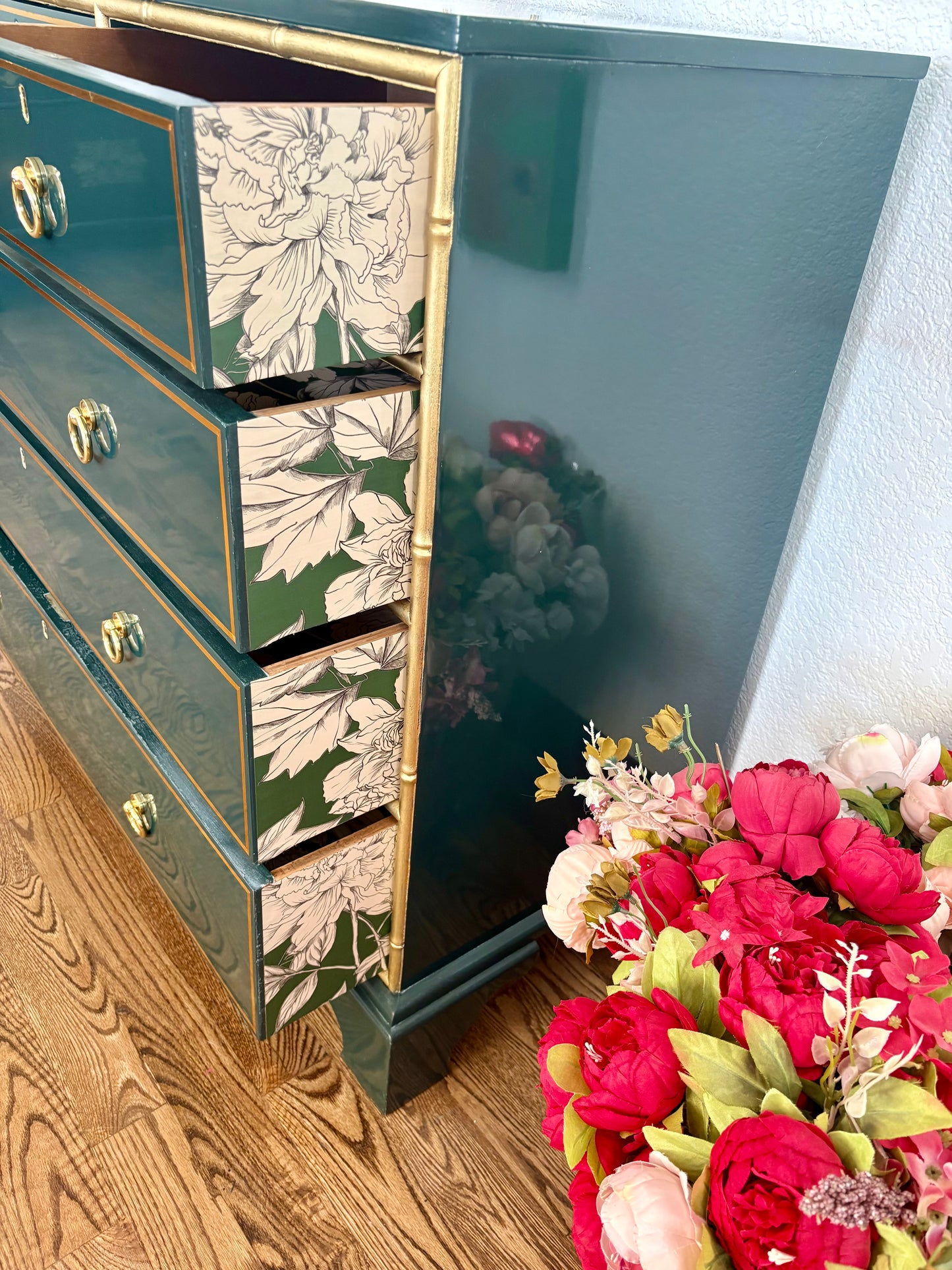 Ultra High Gloss Green Bamboo Trim Dresser