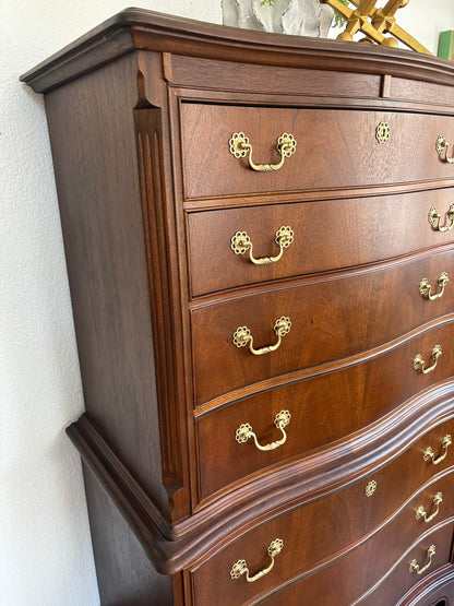 Vintage Brighton Furniture Serpentine Chest on Chest Dresser/Tallboy