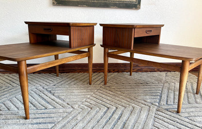 A Pair of MCM Lane End Tables/Bediside Tables with Drawer