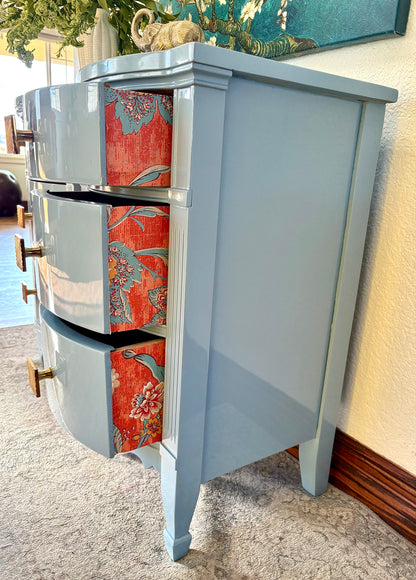 A Pair of Vintage Dixie Bow Front High Gloss End Stands