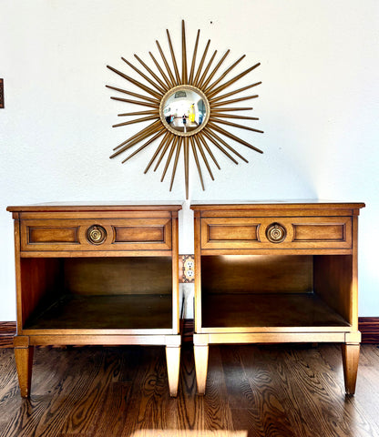 A Pair of Vintage Henredon End Stands