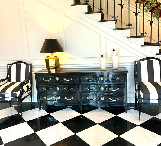 CUSTOMIZABLE Vintage Henredon 9 Drawer Dresser/Buffet/Credenza in the color of your choice!