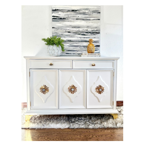 Vintage Hollywood Regency Credenza – White & Gold Sideboard with Ornate Floral Medallions