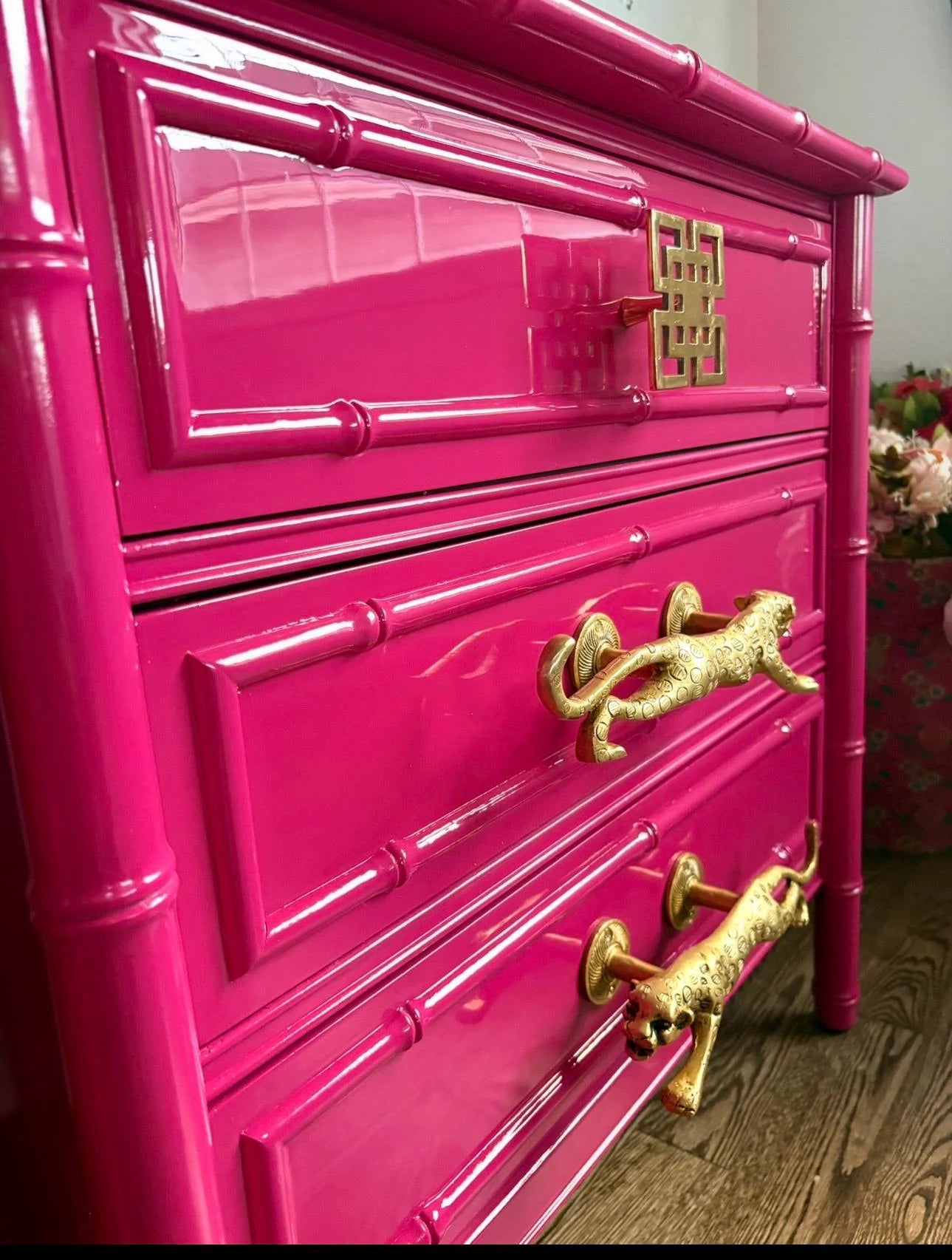 CUSTOMIZABLE in the color of your choice! Thomasville Faux Bamboo Dresser/Large End Stand/End Table/Chest of Drawers