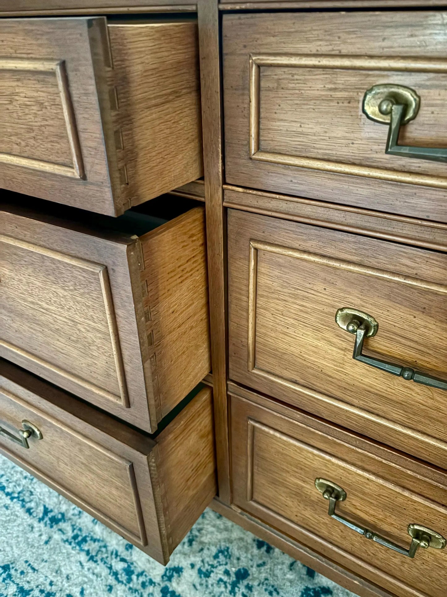 CUSTOMIZABLE Vintage Kindle Solid wood Italian Style 9 Drawer Kindle Vintage Dresser