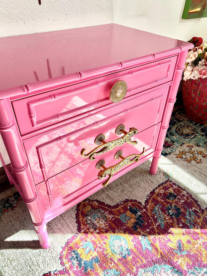 CUSTOMIZABLE in the color of your choice! Thomasville Faux Bamboo Dresser/Large End Stand/End Table/Chest of Drawers